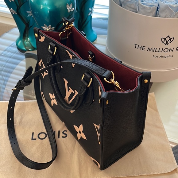 ⚜️Louis Vuitton On The Go PM⚜️ - Picture 11 of 16